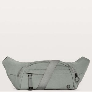 Lululemon fanny pack grey sage